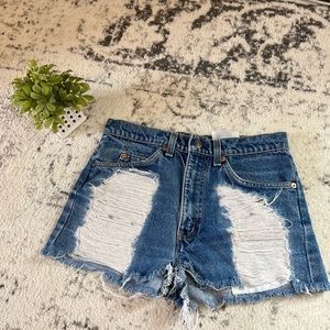 Orange Tab Vintage Distressed Levi’s